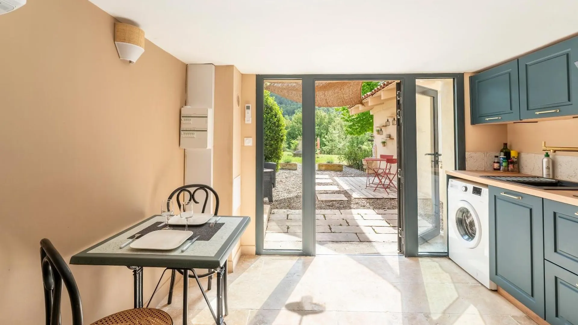 Maison Marvic, Le Laurier T2 Apt Apartment
